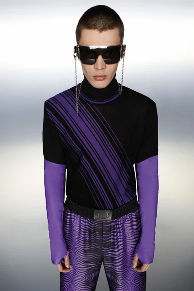 Look 17